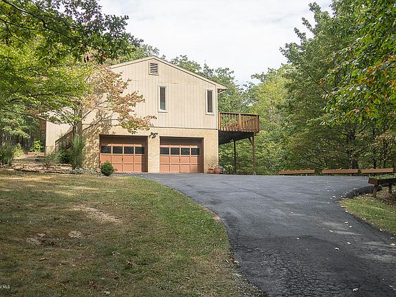 5th image of 1227 Patton Ct