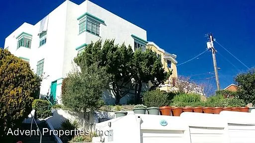 4715 Park Blvd APT 3 photo 1