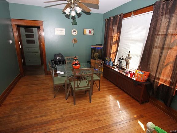3rd image of 121 Bloomfield Ave