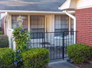 12 Summerset Pl, Pine Bluff, AR 71603