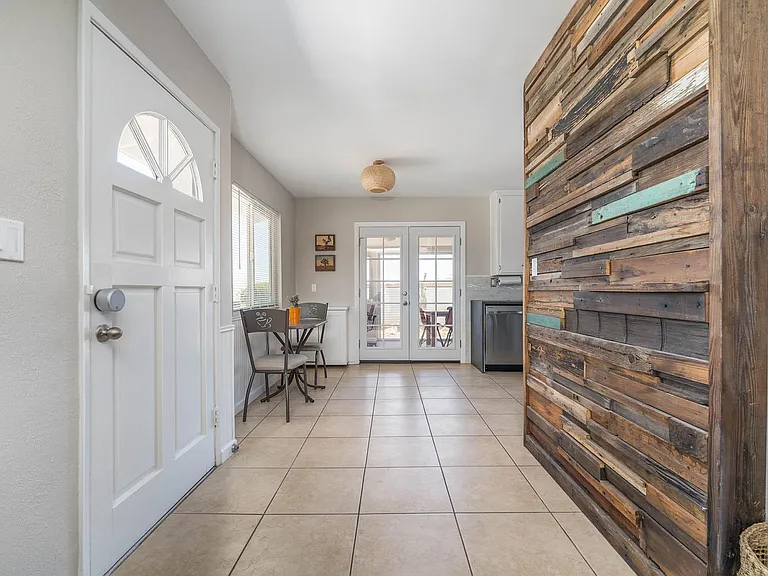 61537 Valley View Dr — Photo 20