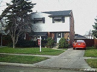 1st image of 18259 Spring Ct S