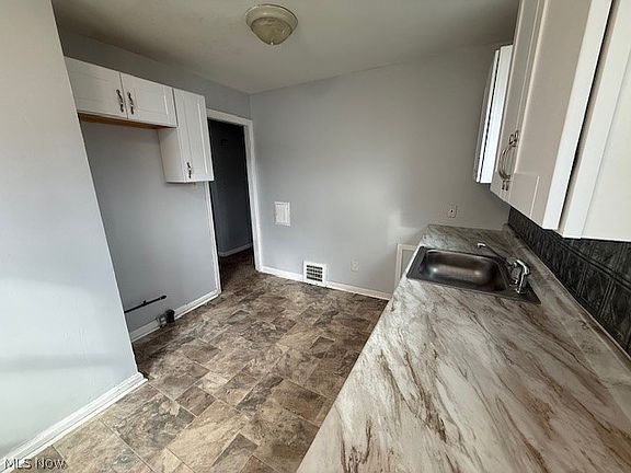 4th image of 4377 Ingleside Rd