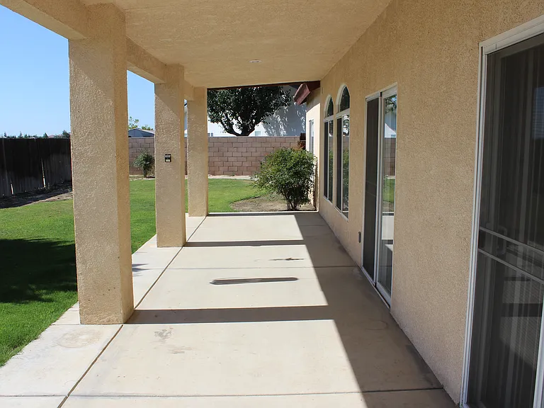 12111 Great Country Dr — Photo 10