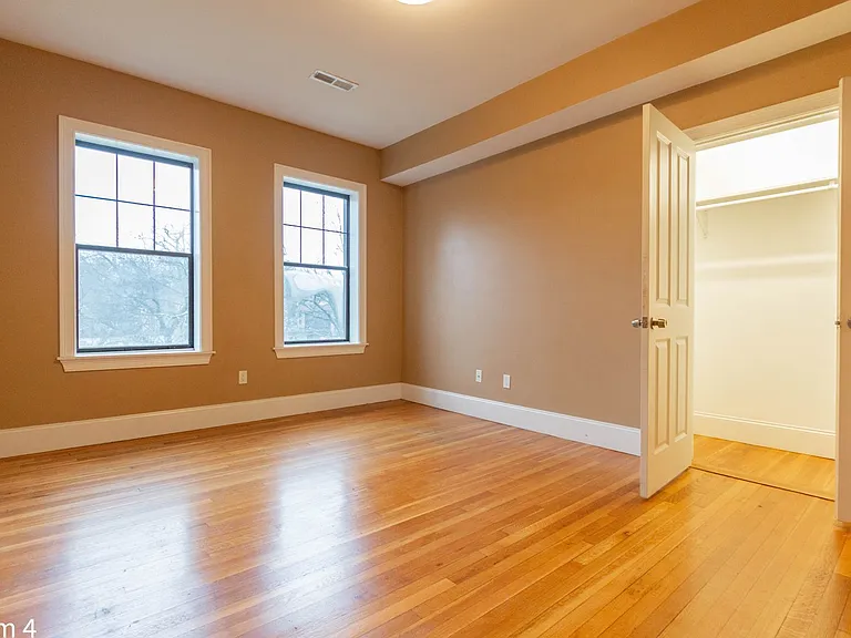1588 Beacon St #D2 — Photo 12