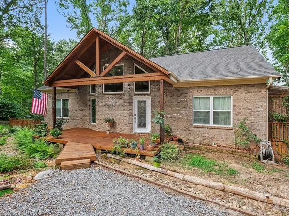 1042 Rosewood Dr, Dallas, NC 28034