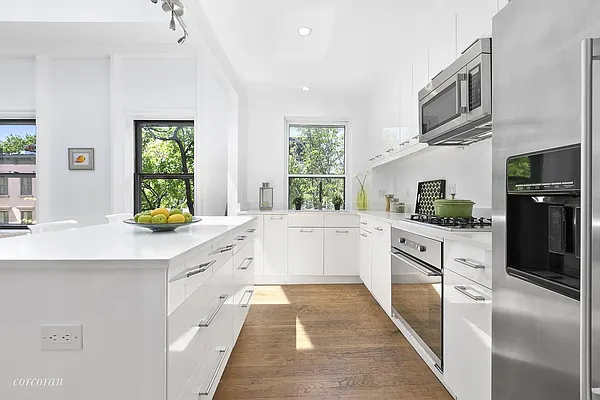 Sold by Corcoran | media 21