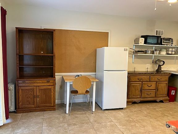 5th image of 2305 Crestview Way #1C