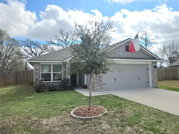 809 Meadow Brook Dr, Caldwell, TX 77836