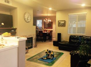 2270 Sarah Ct, Signal Hill, CA 90755