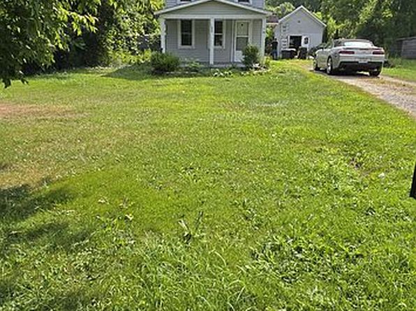 1055 Lake Rd