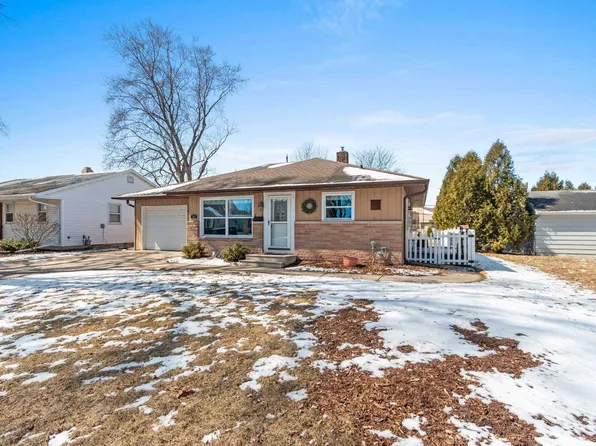 502 Martin St, De Pere, WI 54115