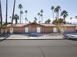2981 E Los Posas Cir, Palm Springs, CA 92264