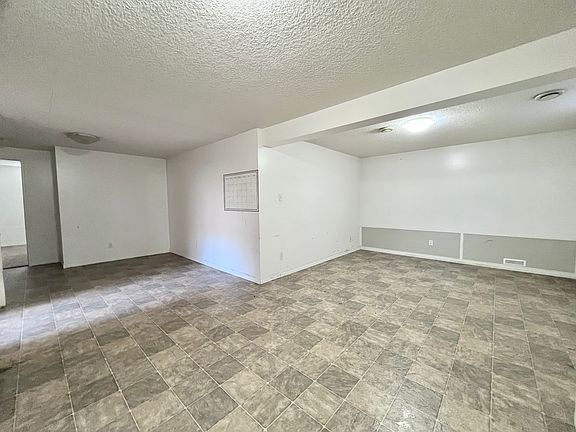 5th image of 12915 69th St NW