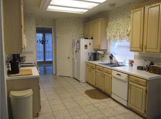 1606 Seminole St, Deer Park, TX 77536