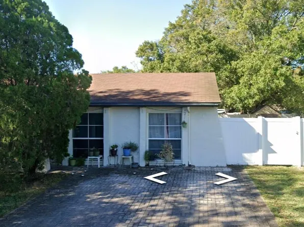 8904 Covered Bridge Ct, Tampa, FL 33634