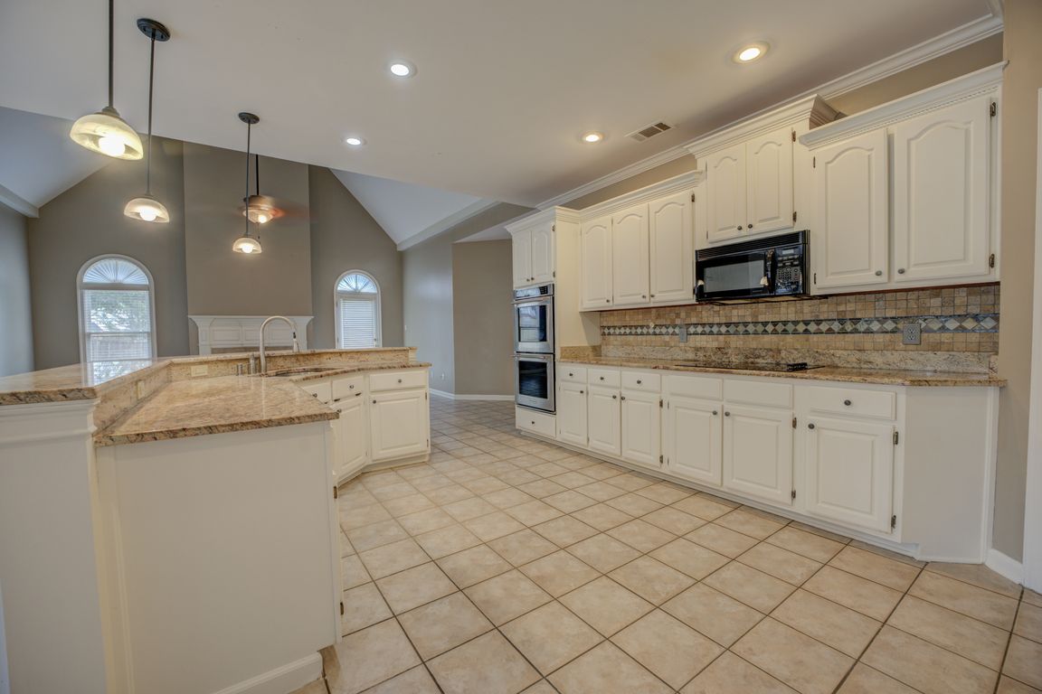 next background image