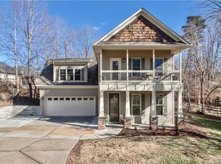 3810 Creek Ridge Dr, Denver, NC 28037