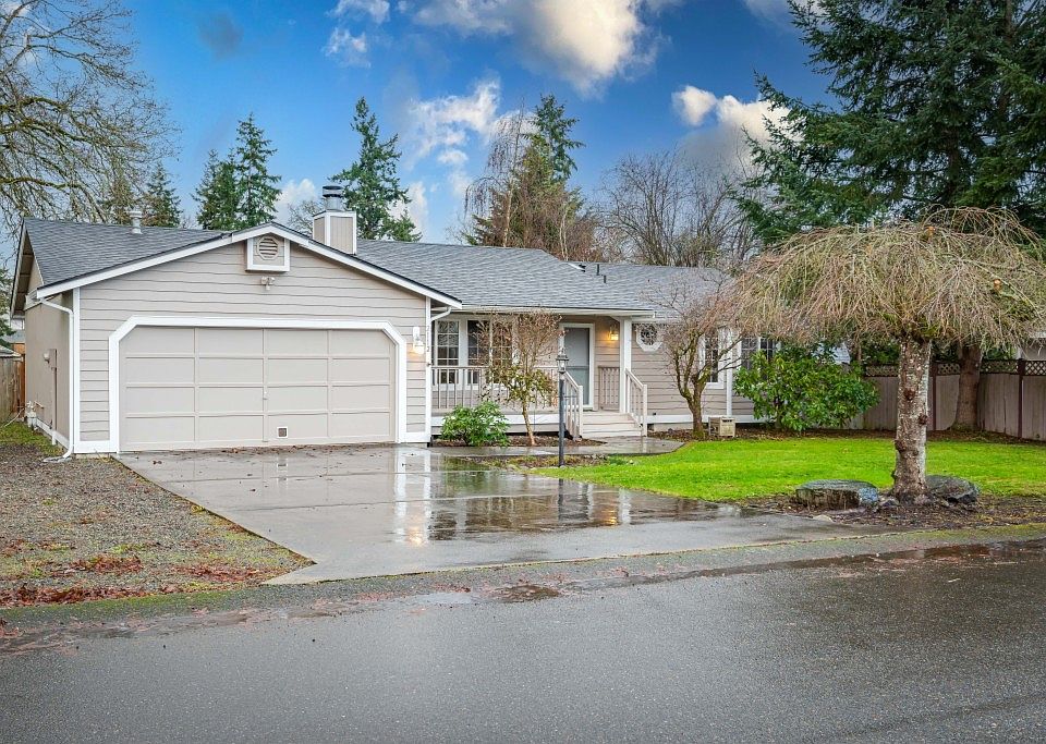 1st image of 2112 161st St E