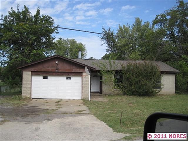 1st image of 3211 Frontier Rd