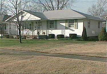 1st image of 3126 Evelyn Ave