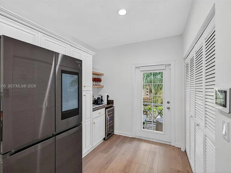 1214 W Las Olas Blvd — Photo 23
