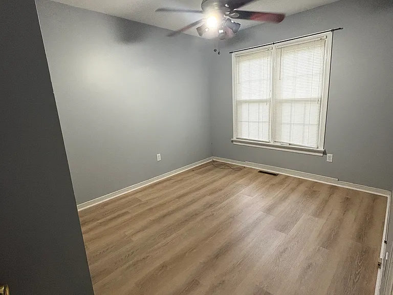 2606 Jordan Ct — Photo 9