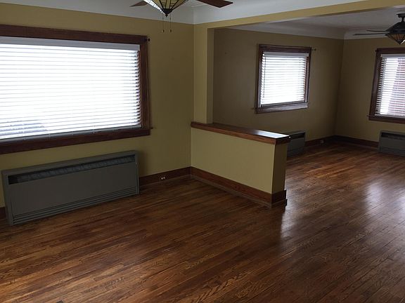 3rd image of 1530 Widdicomb Ave NW