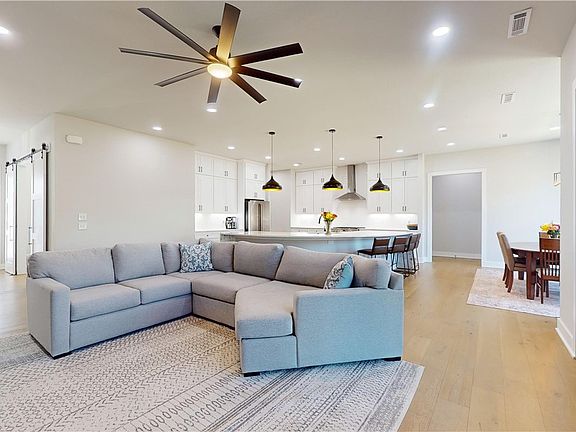 5th image of 3508 SW Radiance Ave