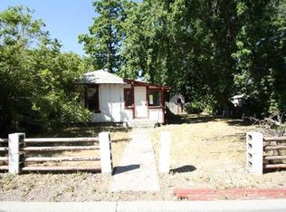 119 E 1st St N, Middleton, ID 83644