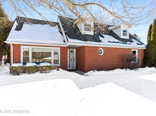 3703 W Clover Ave, McHenry, IL 60050