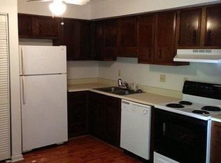 122 N Onsville Pl, Jacksonville, NC 28546
