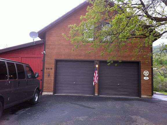 28x36 garage (2 insulated)