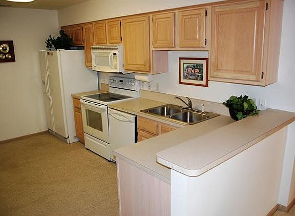 2nd image of 129 Green Ln