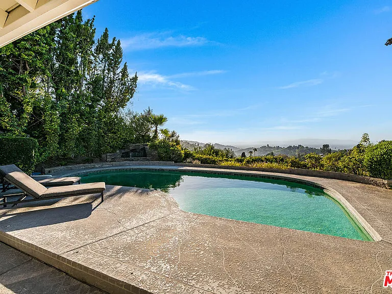 3115 Dona Susana Dr — Photo 36