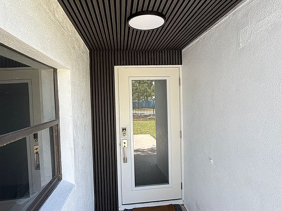 4th image of 4034 S West Shore Blvd