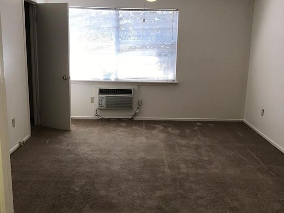 5th image of 1401 Saint Andrew St APT 232