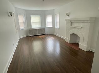 6048 N Albany Ave #1, Chicago, IL 60659