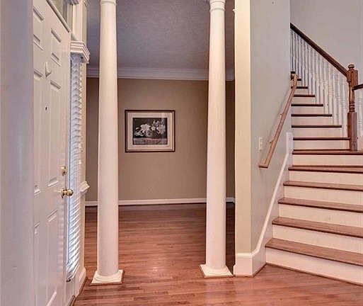 4th image of 207 Richter Ln