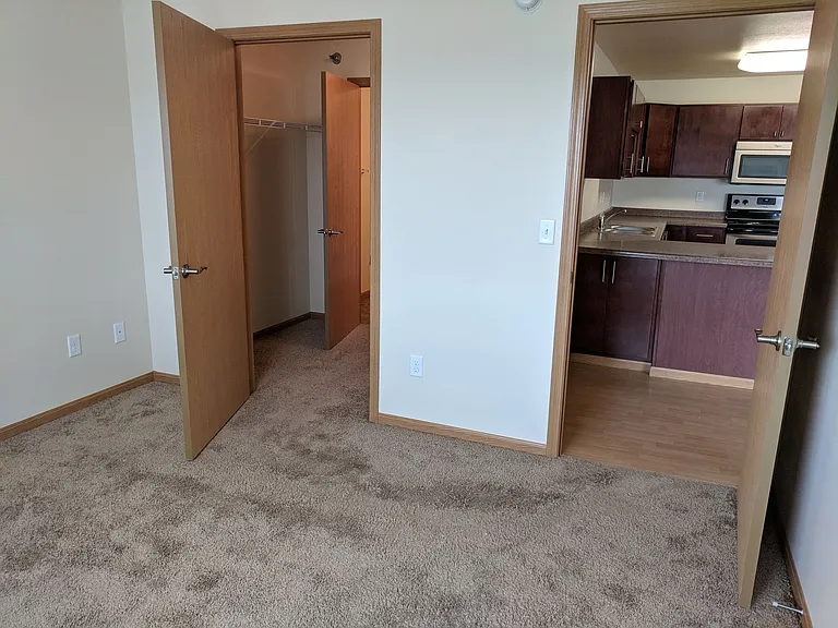 West Lake III Apartments — Photo 129