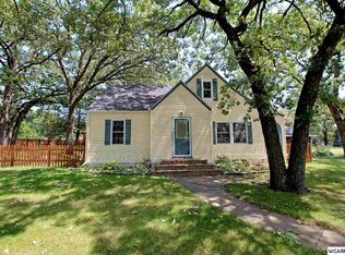 116 Ash St NE, New London, MN 56273