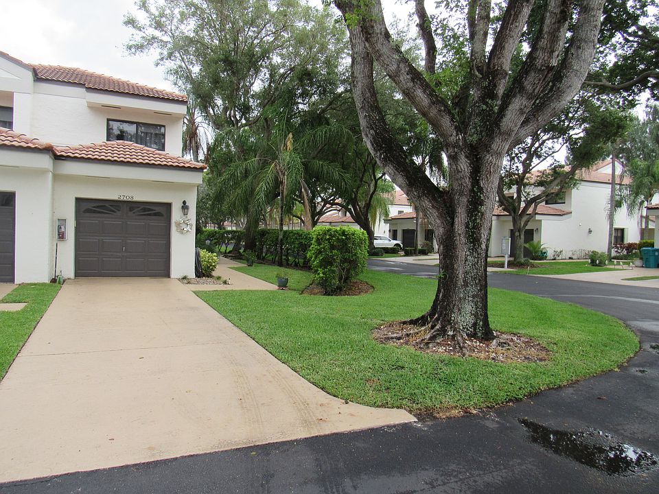 1st image of 2708 Black Oak Way