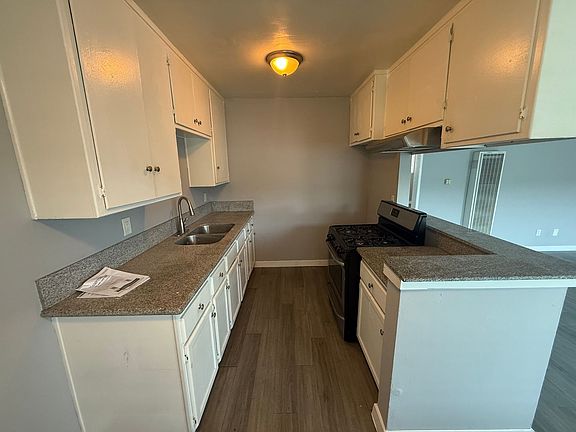 4th image of 1170 Daisy Ave APT 8
