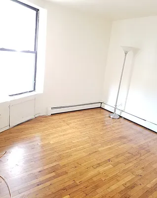 Rented by Compass | media 7