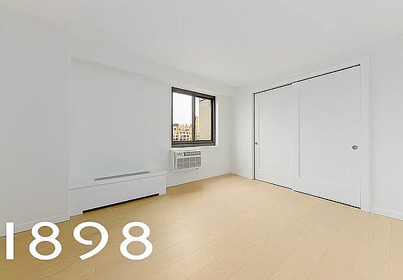 5th image of 561 Amsterdam Ave #7A