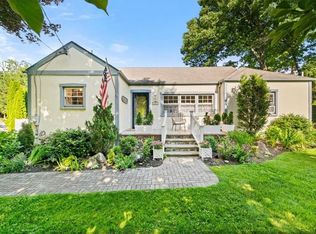 80 Overlook Rd N, White Plains, NY 10603