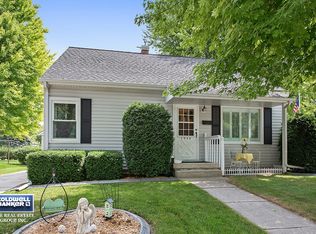 1904 Plymouth St, NEW HOLSTEIN, WI 53061