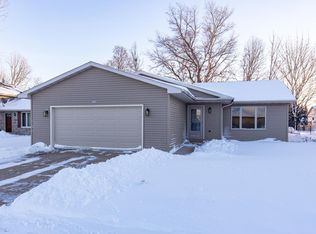 3105 Hayward Ave, Oshkosh, WI 54904