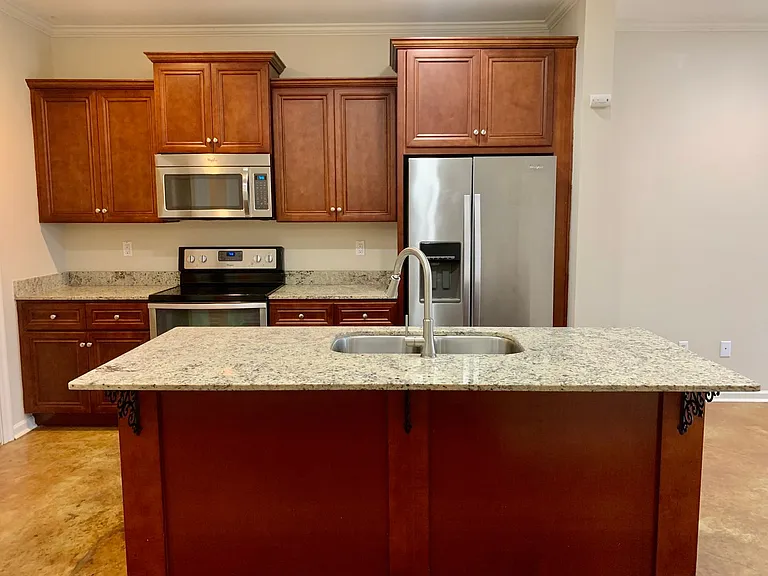 109 Ella St — Photo 4