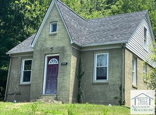 2934 Daniels Creek Rd, Collinsville, VA 24078